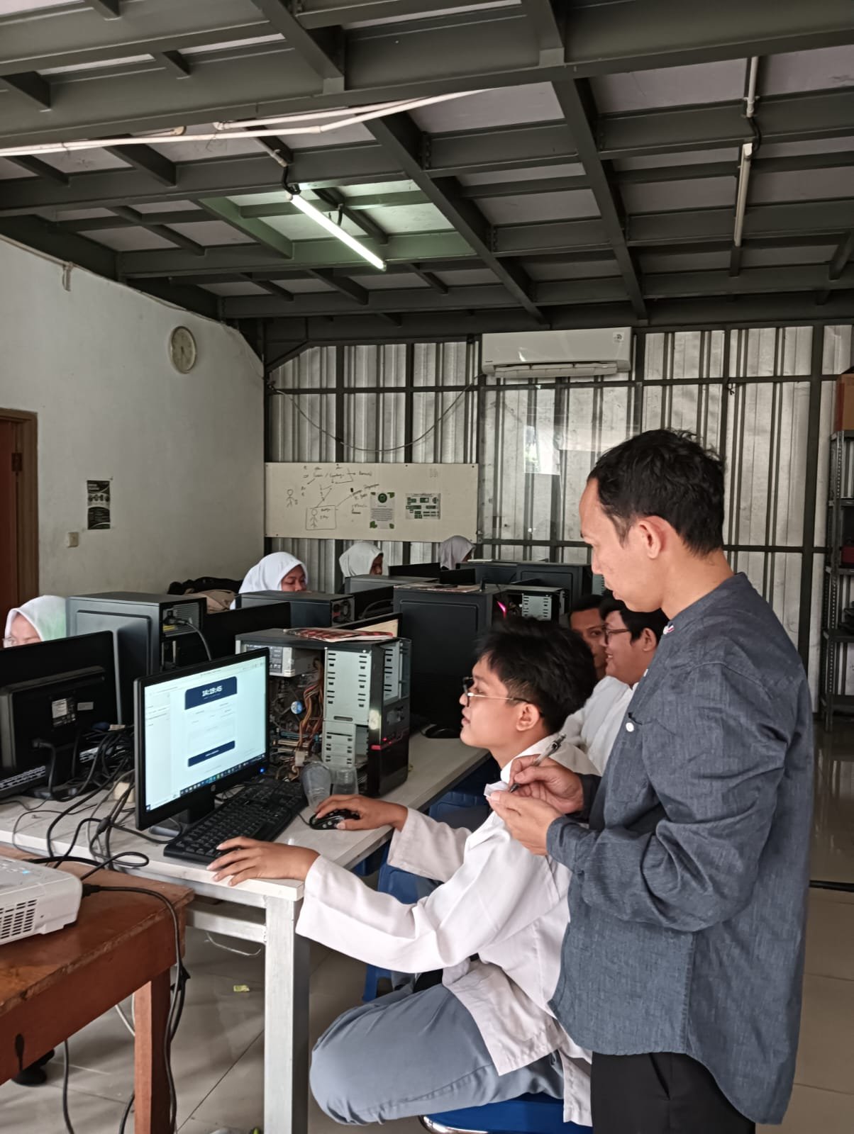 Kelas Teaching Factory ( Tefa )